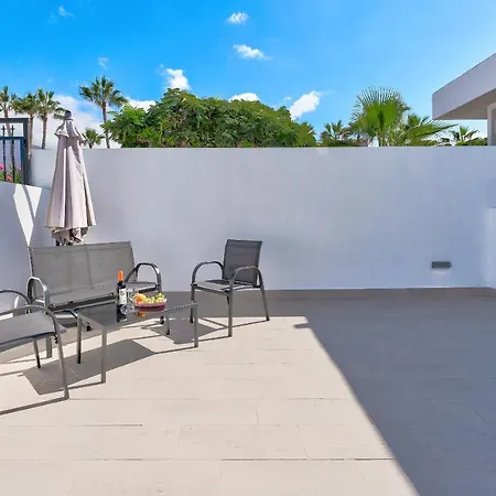 New Bungalow With Private Pool 公寓